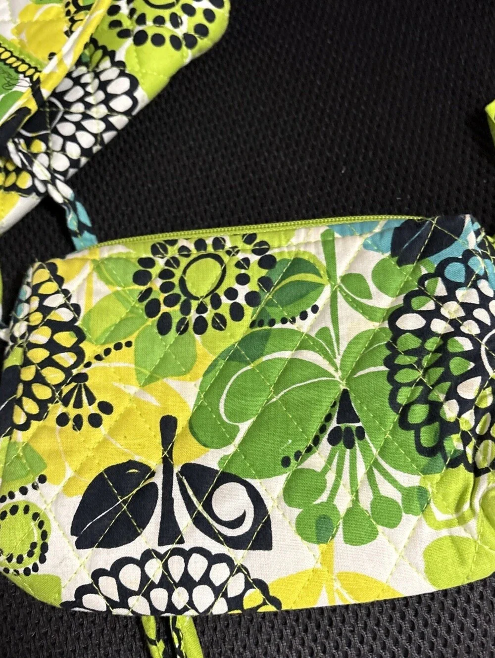 Vera Bradley Hanging Travel Organizer Lime’s Up Toiletry Bag & Makeup Case Flora